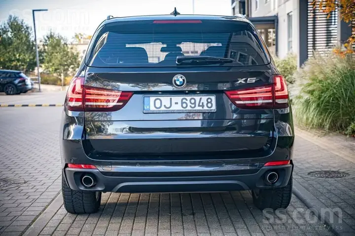 BMW X5 2015 photo 5