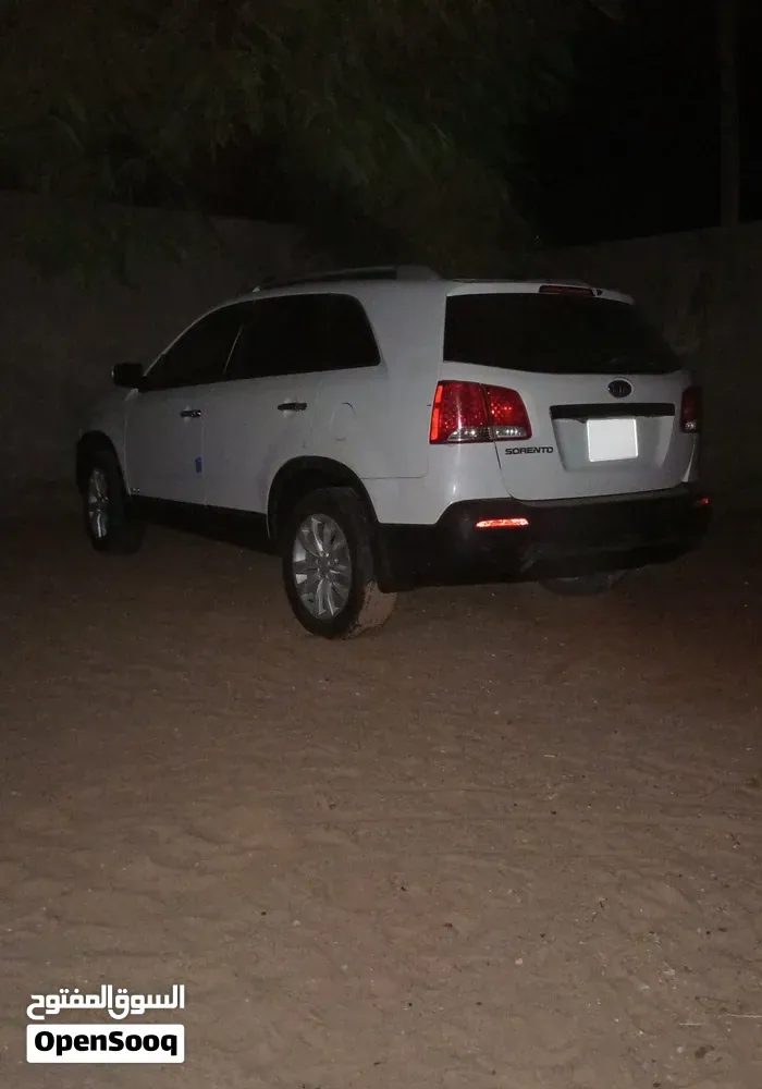Kia Sorento 2011 photo 4