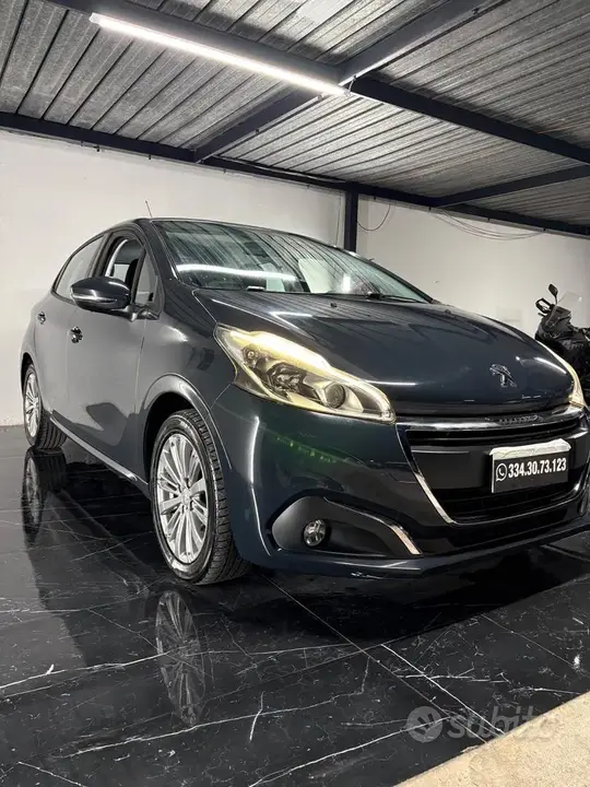 Peugeot 208 2016 photo 2