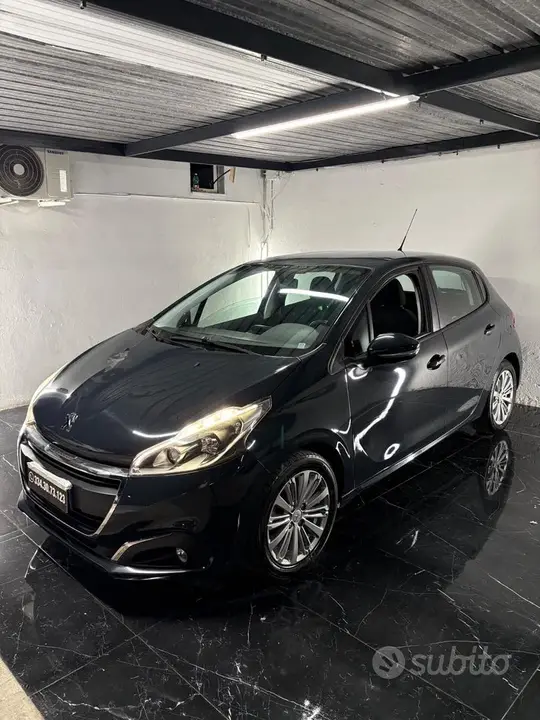 Peugeot 208 2016 photo 5