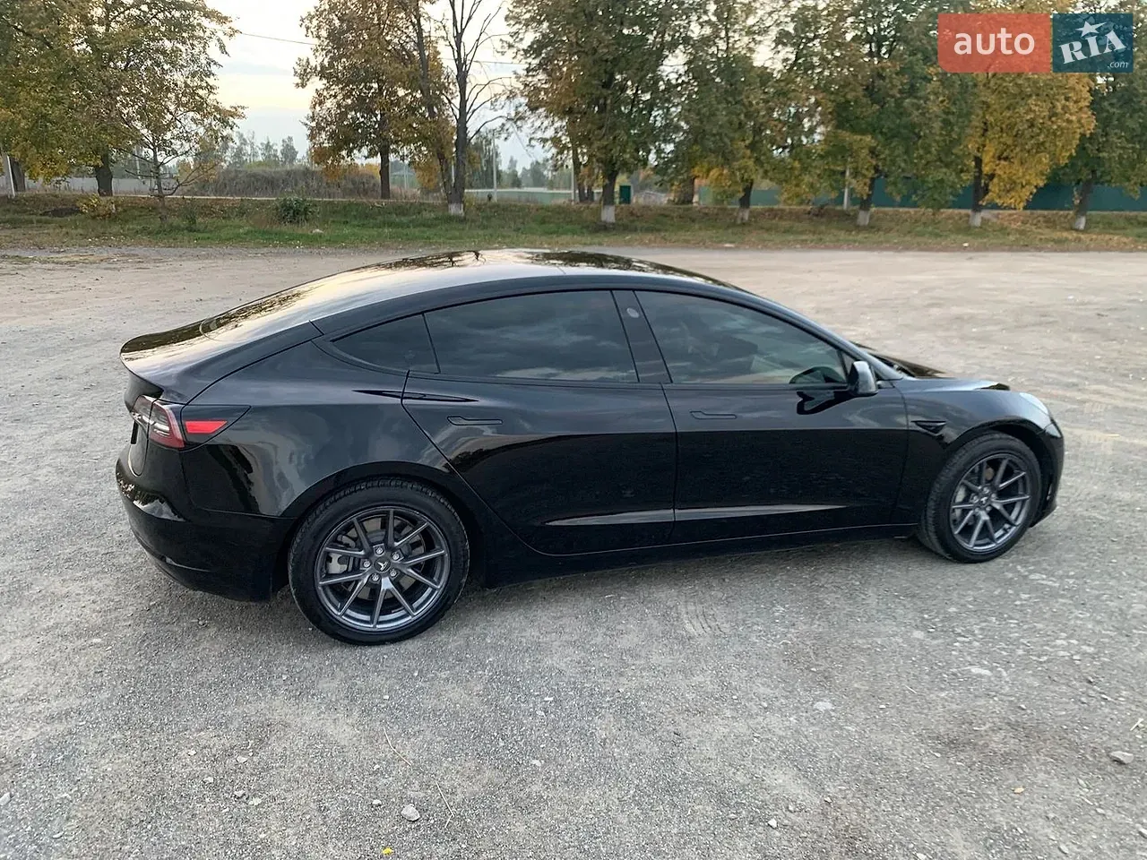 Tesla Model 3 2022 photo 4
