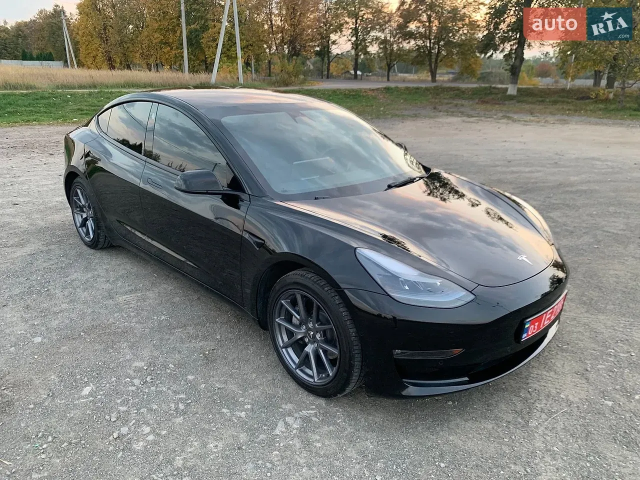 Tesla Model 3 2022 photo 2