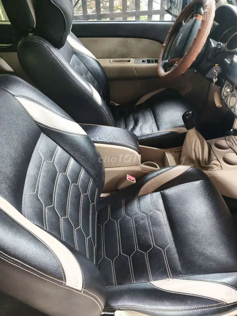 Ford Everest 2008 photo 5
