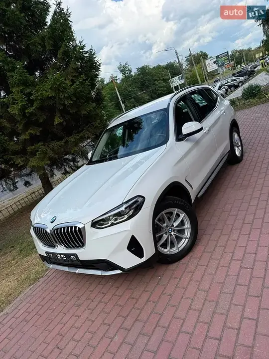BMW X3 2022 photo 2
