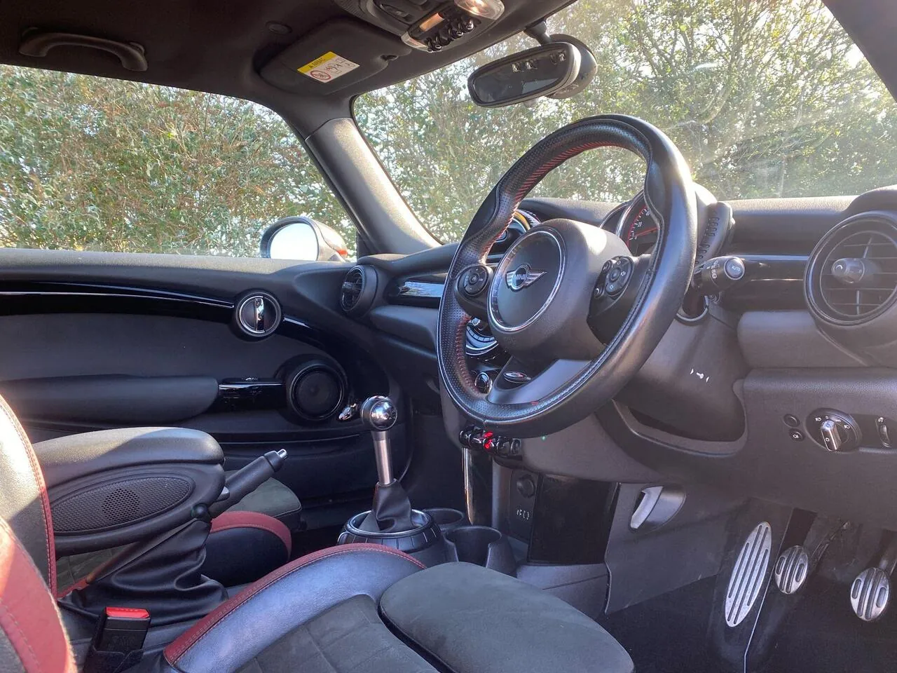 Mini Hatch 2017 photo 4