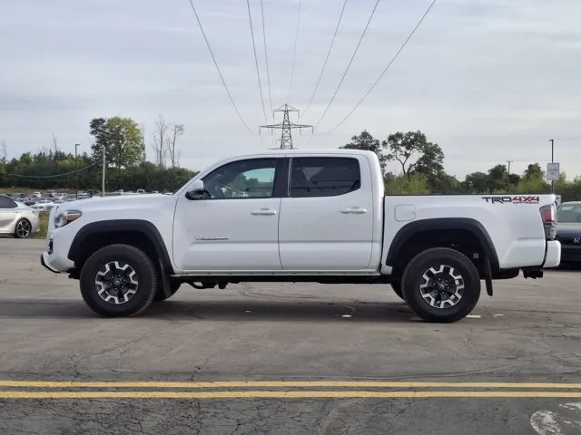 Toyota Tacoma 2023 photo 2