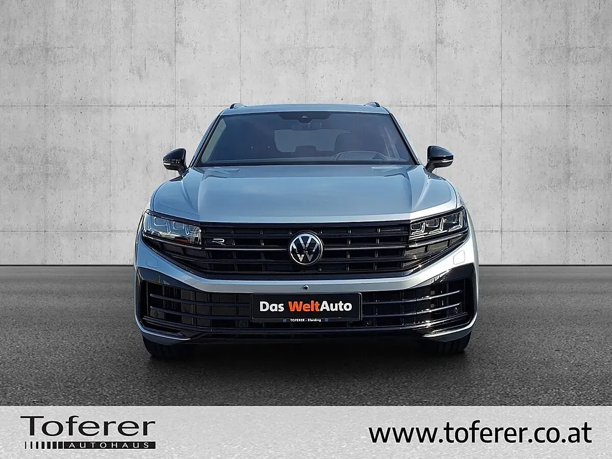 Volkswagen Touareg 2026 photo 2