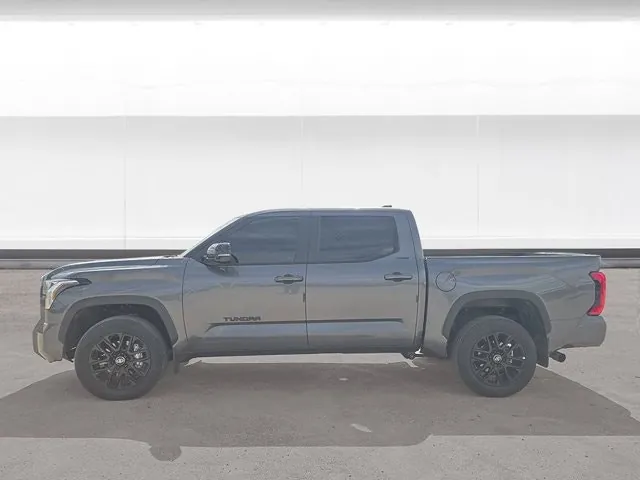 Toyota Tundra 2025 photo 3