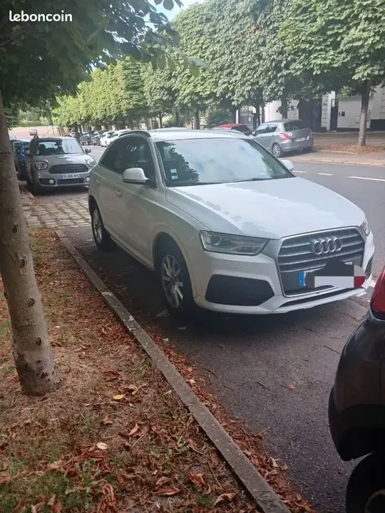 Audi Q3 2017 photo 2
