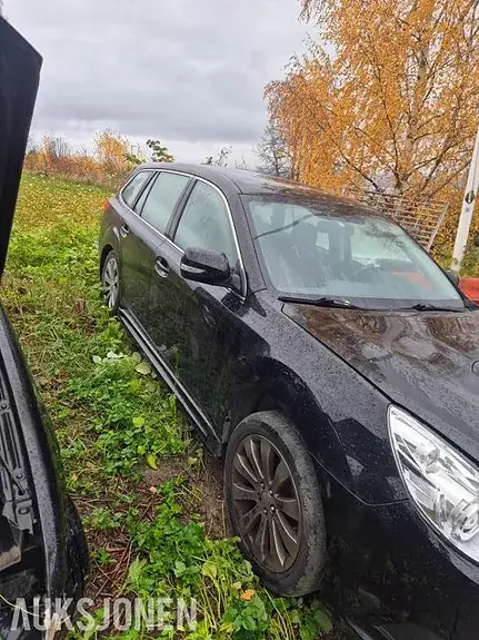 Subaru Legacy 2010 photo 2