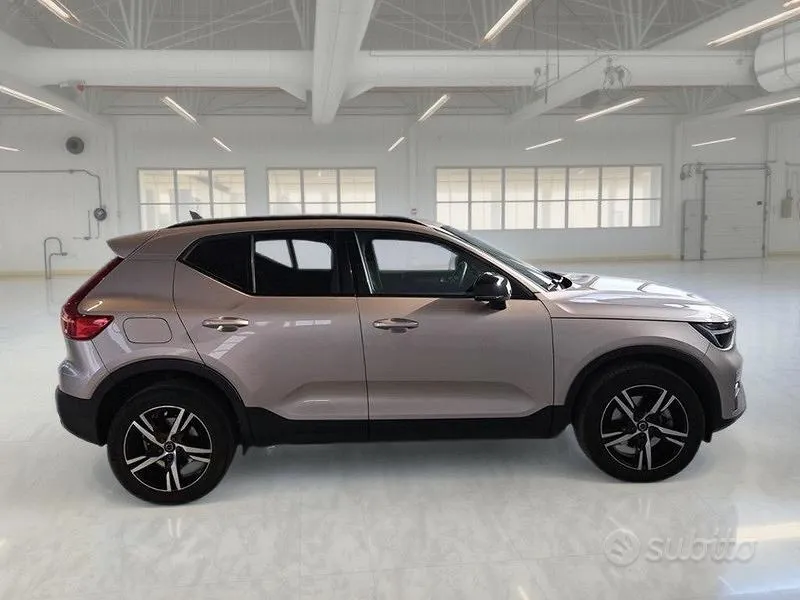 Volvo Xc40 2022 photo 3