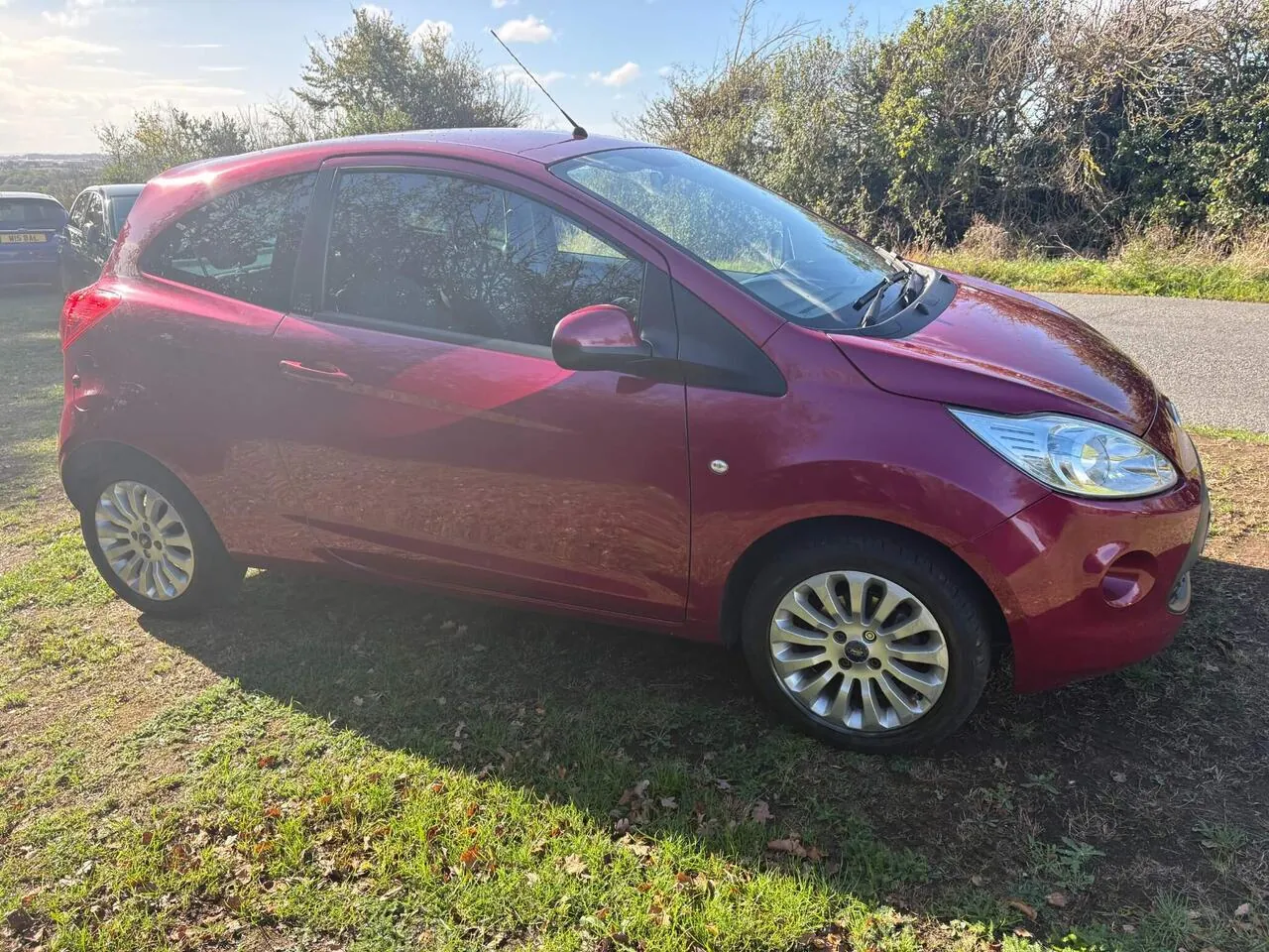 Ford Ka 2014 photo 2