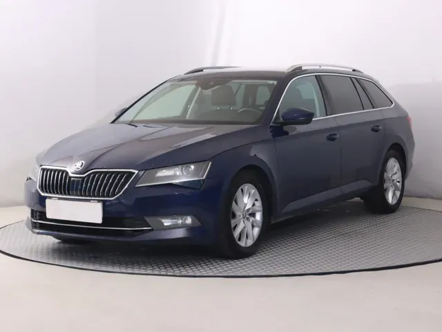 Skoda Superb Combi