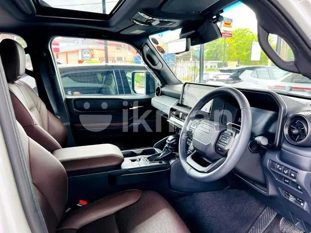 Toyota Land Cruiser Prado 2024 photo 5