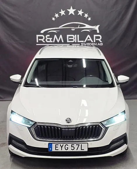 Skoda Octavia 2021 photo 2