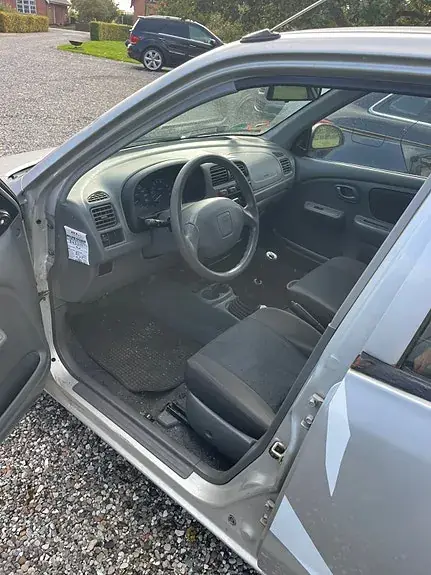 Suzuki Alto 2005 photo 5