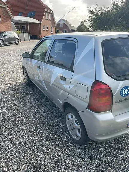 Suzuki Alto 2005 photo 3