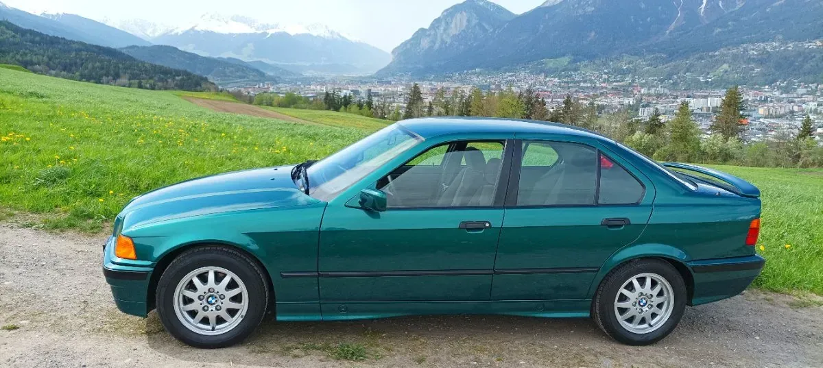 BMW 3 Series 1992 photo 3