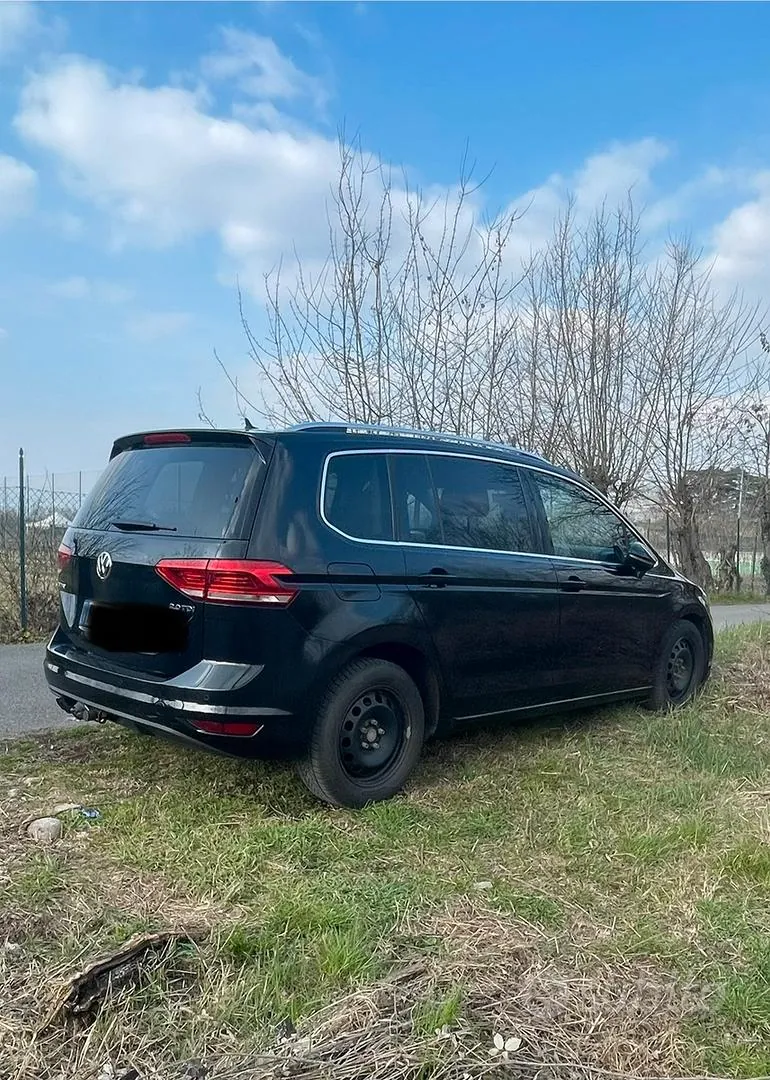 Volkswagen Touran 2016 photo 5