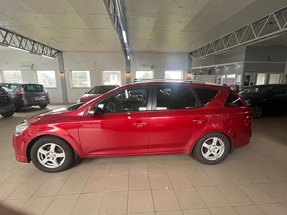 Kia Ceed 2012 photo 4