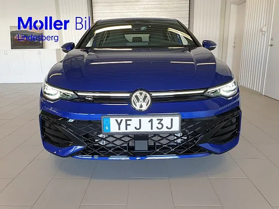 Volkswagen Golf I 2026 photo 2