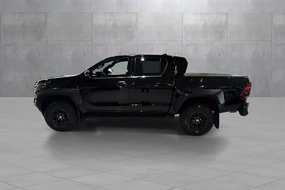 Toyota Hilux 2025 photo 2