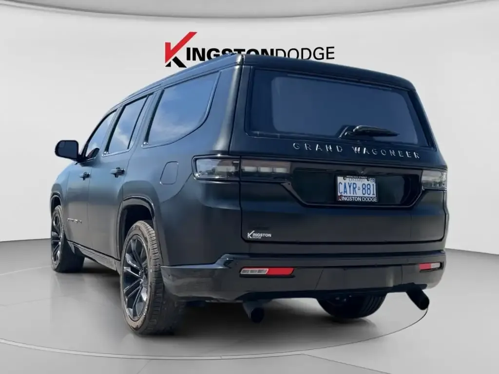 Jeep Grand Wagoneer 2023 photo 3