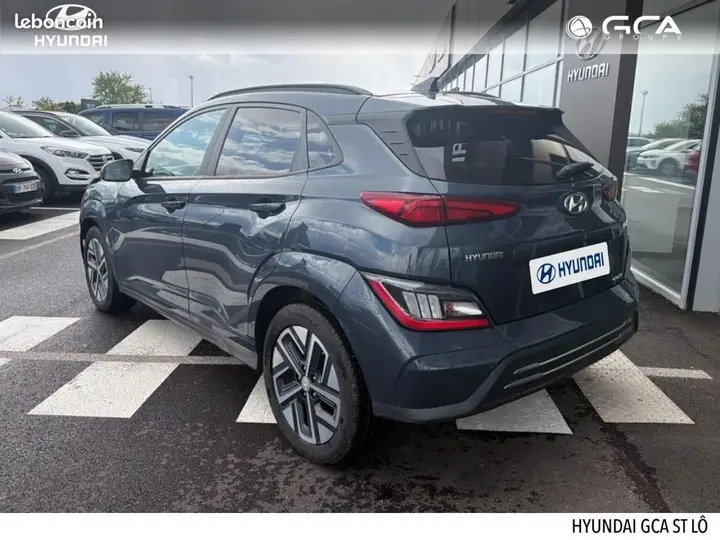 Hyundai Kona 2023 photo 2
