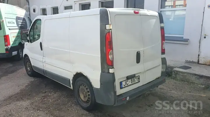 Renault Trafic 2010 photo 4