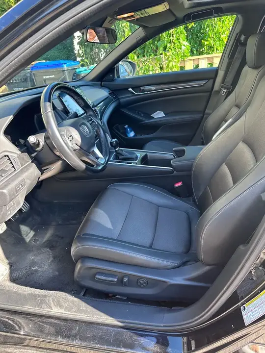 Honda Accord 2020 photo 2