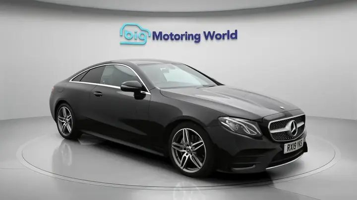 Mercedes-Benz E-Class 2019 photo 2