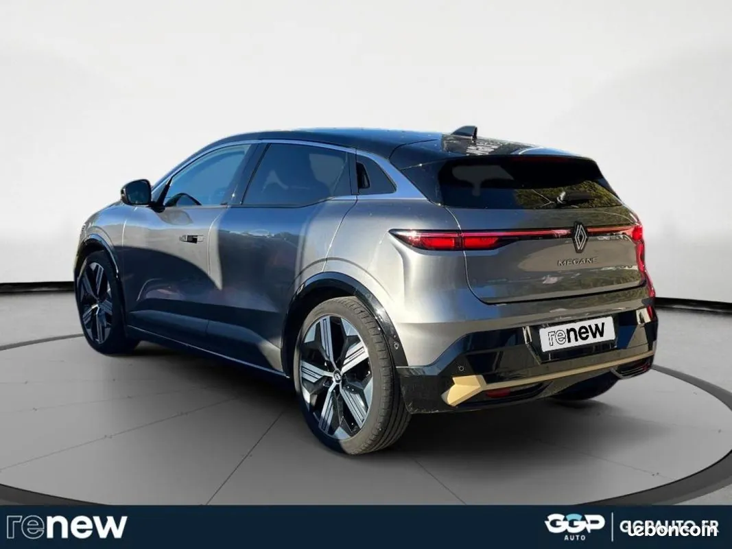 Renault Megane 2023 photo 3