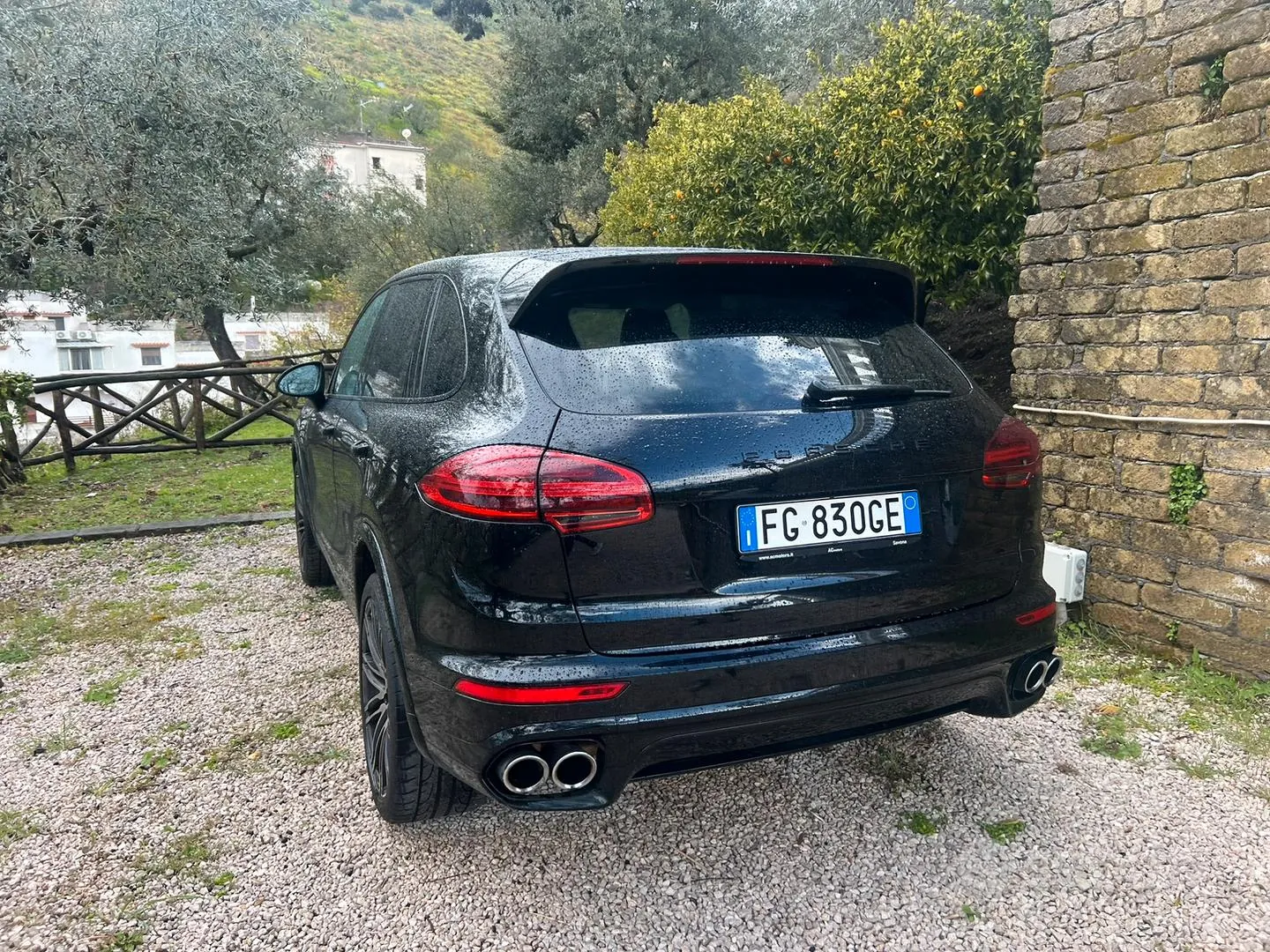 Porsche Cayenne 2016 photo 2