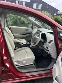 Nissan Leaf 2012 photo 4
