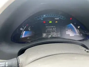 Nissan Leaf 2012 photo 5
