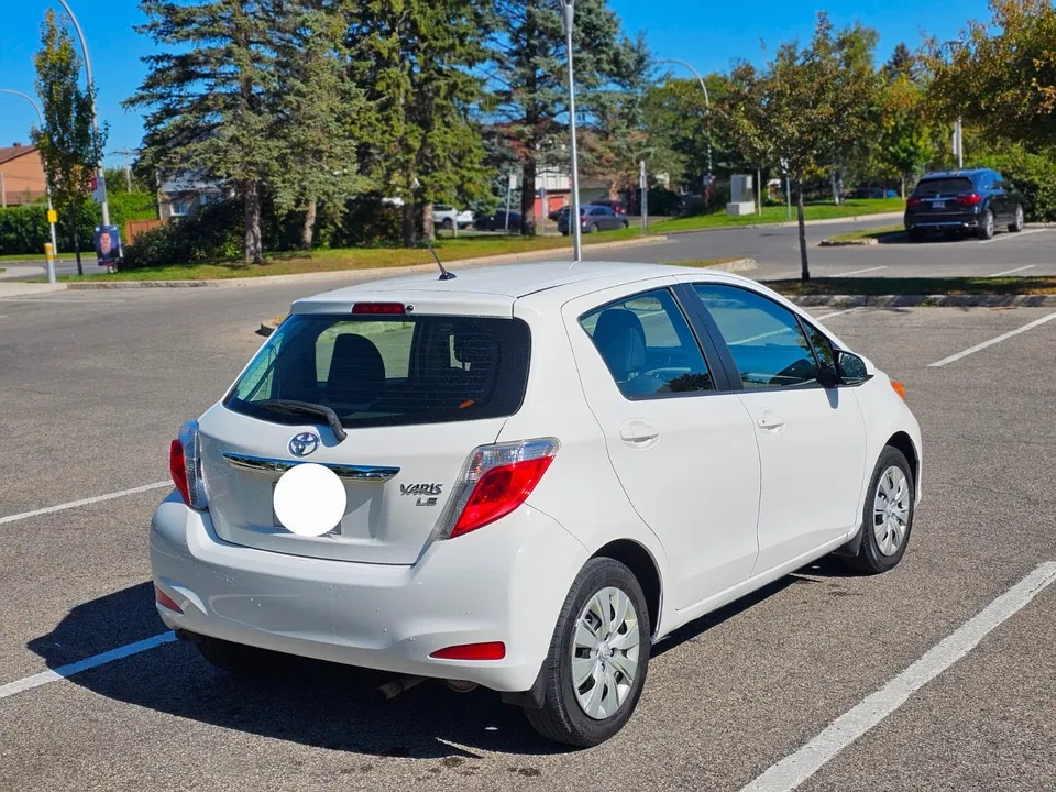 Toyota Yaris 2013 photo 5