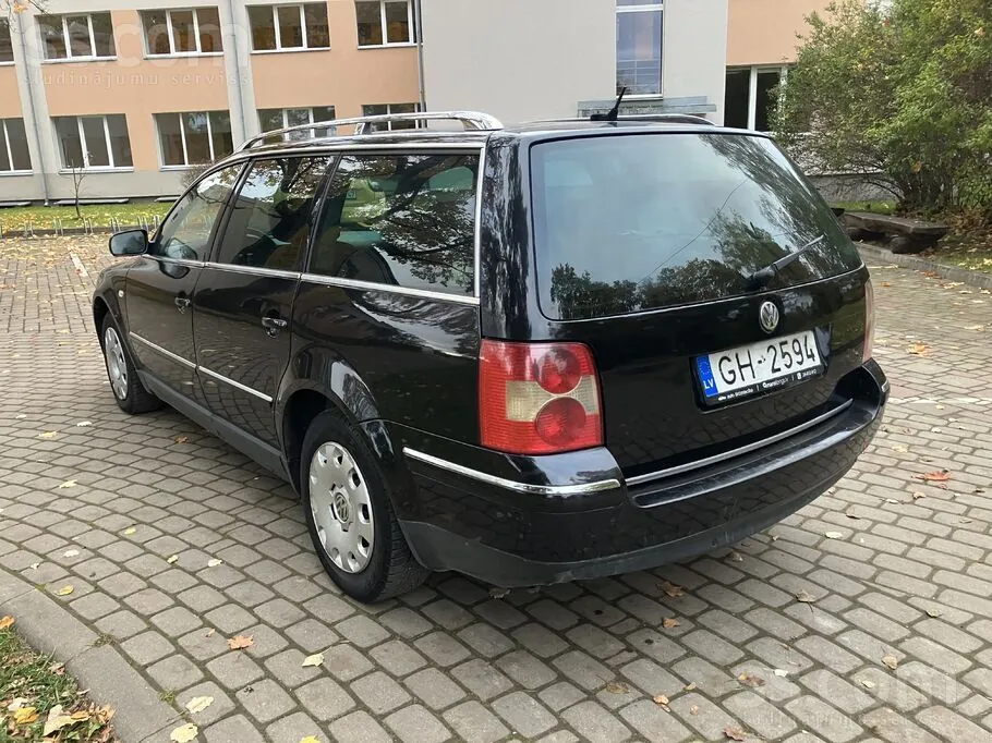Volkswagen Passat 2003 photo 5