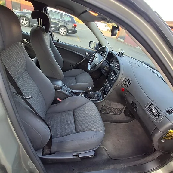 Saab 9-5 2008 photo 2