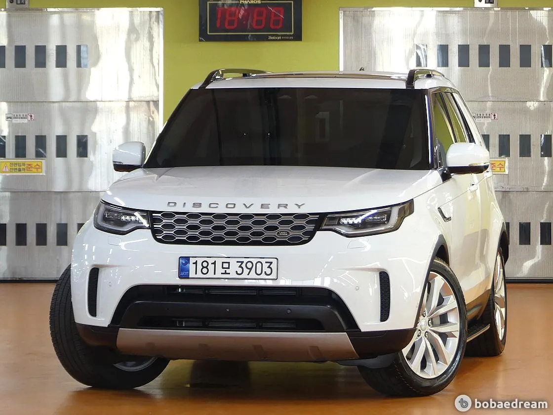 Land Rover Discovery 5