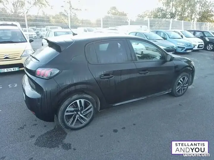 Peugeot 208 2020 photo 3
