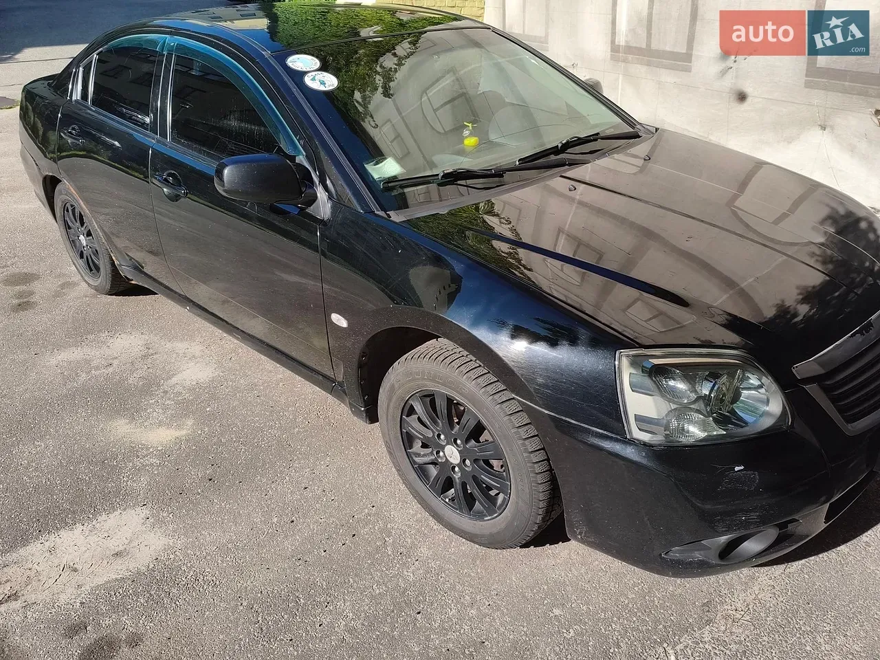 Mitsubishi Galant