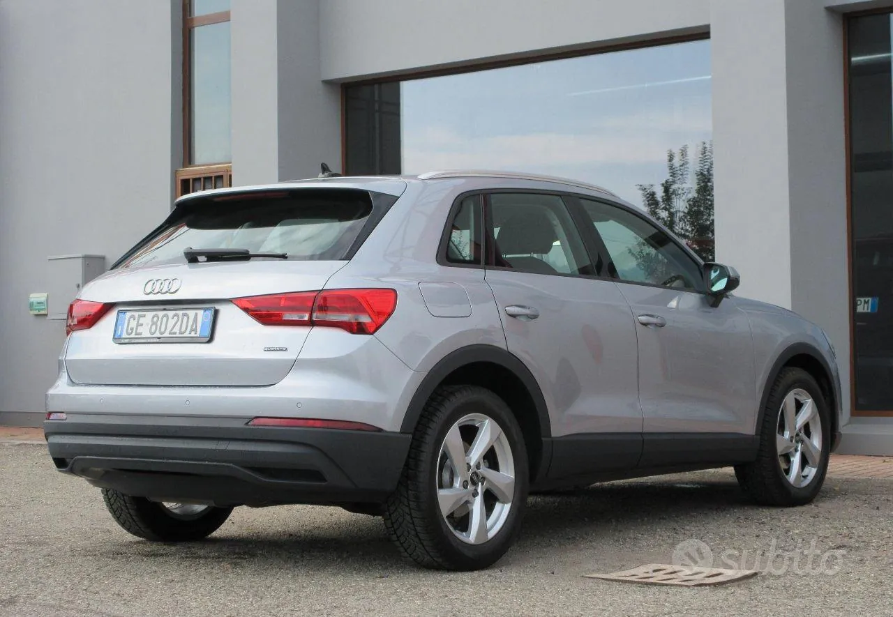 Audi Q3 2021 photo 3