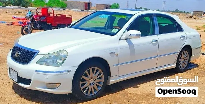 Toyota Crown 2005 photo 5
