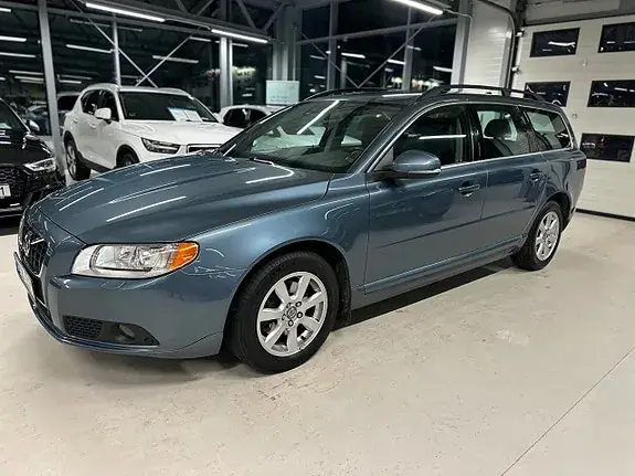 Volvo V70 2012 photo 5