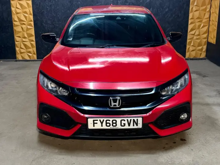 Honda Civic 2018 photo 2