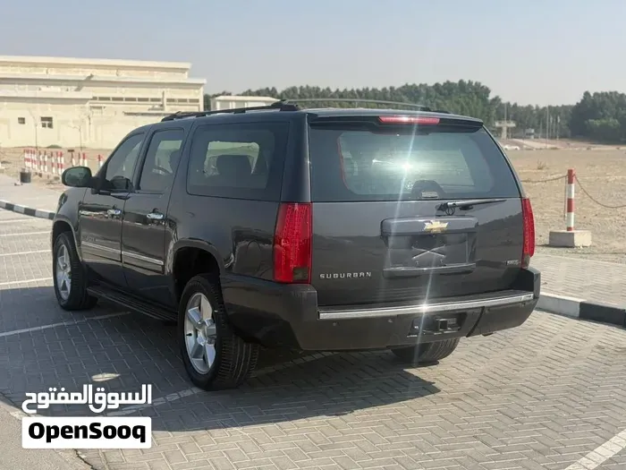 Chevrolet Tahoe 2010 photo 2
