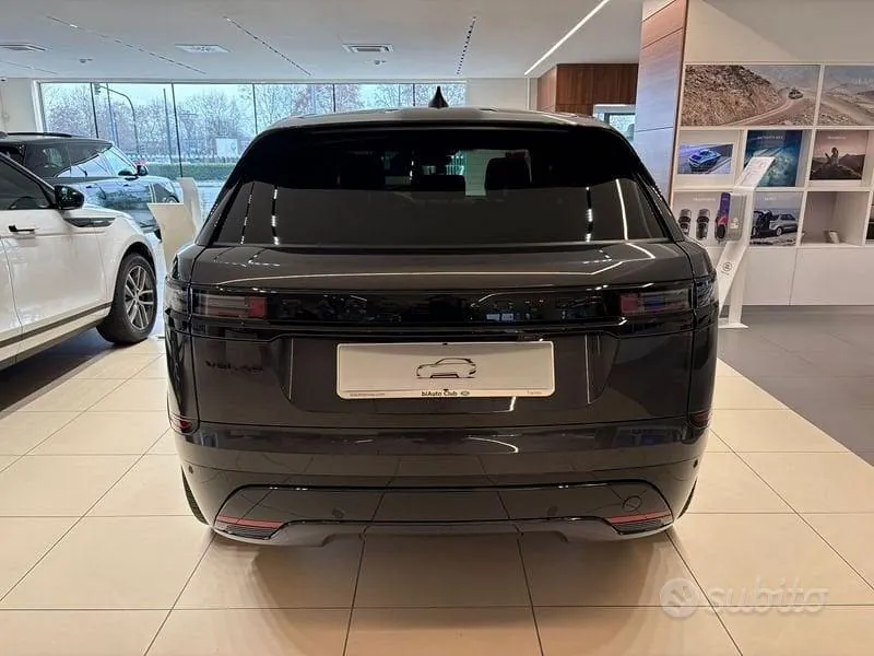 Land Rover Range Rover Velar 2026 photo 3