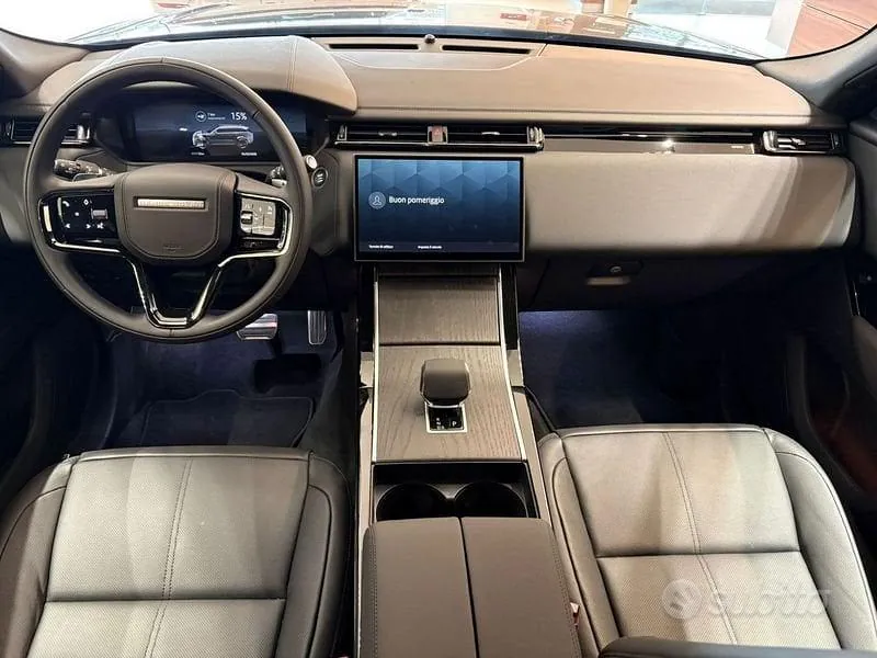 Land Rover Range Rover Velar 2026 photo 5