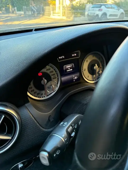 Mercedes-Benz A 2014 photo 3