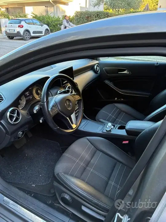 Mercedes-Benz A 2014 photo 4